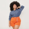 shorts-cintura-alta-color-com-chaveiro-26113D-frontal-plus-s